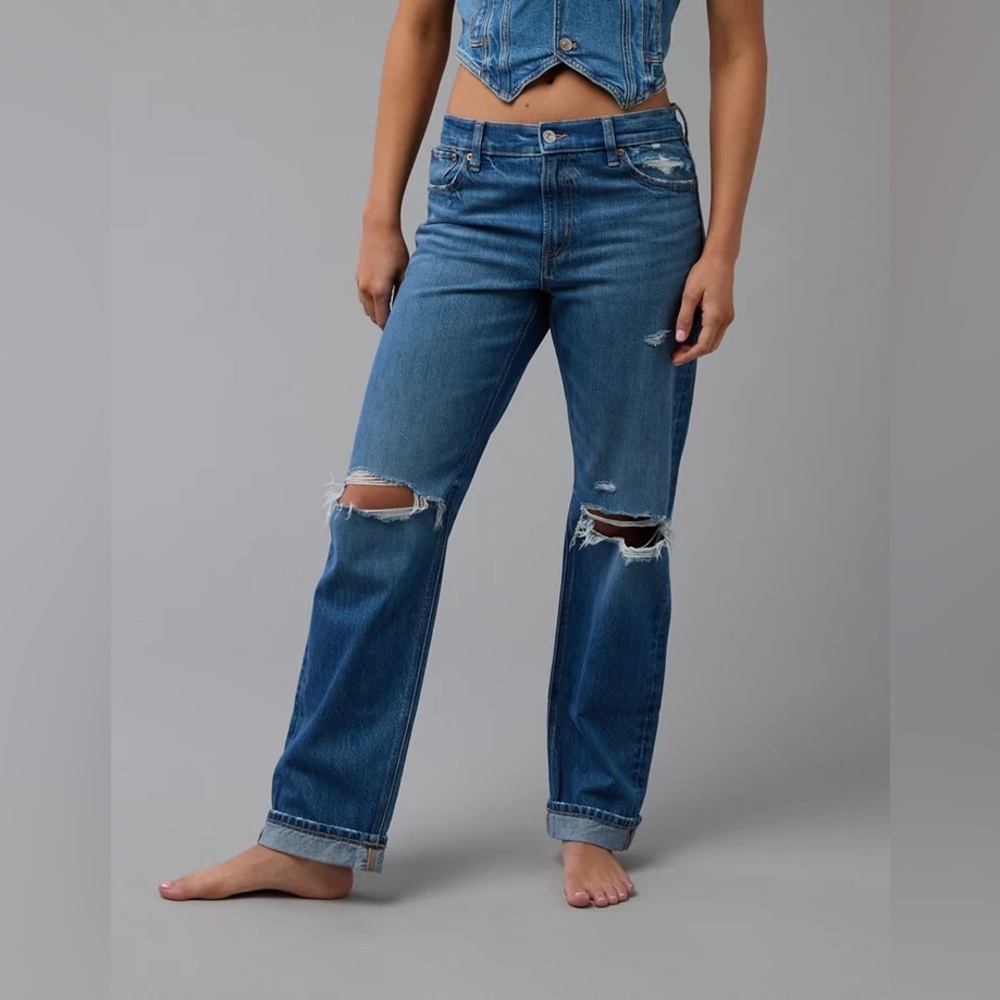 American Eagle Ripped Low-rise Ex Boyfriend Blue Jeans women’s size 14